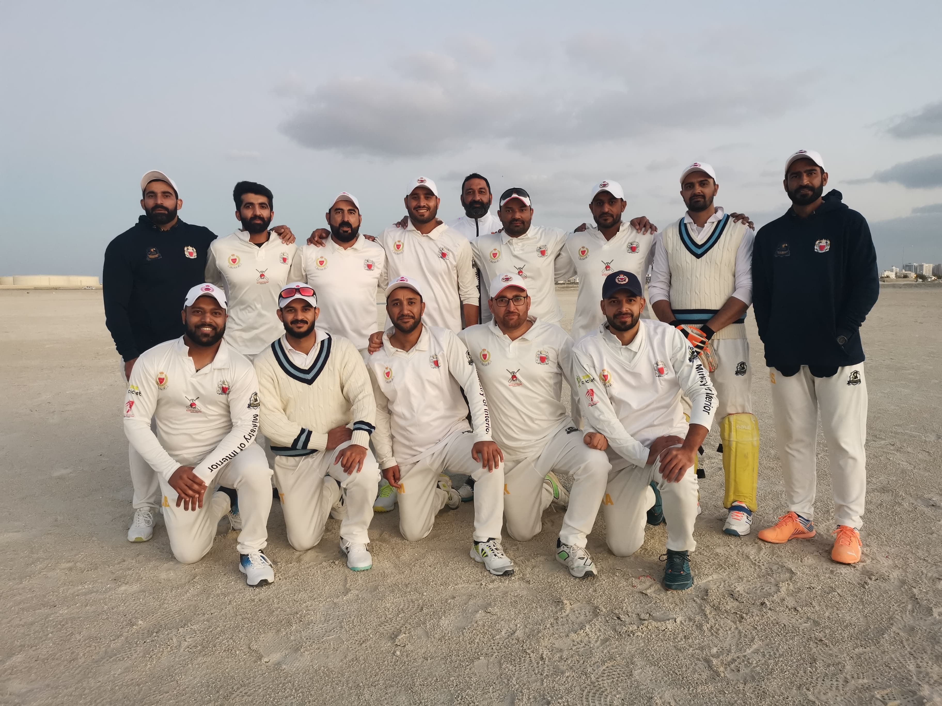 فريق وزارة الداخلية يحقق المركز الأول في دوري سمو الشيخ خالد بن حمد للكريكت<